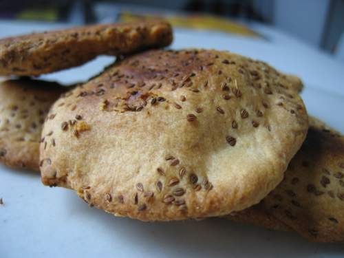 Baked pie crust matti. Photo by Anne Noyes Saini.