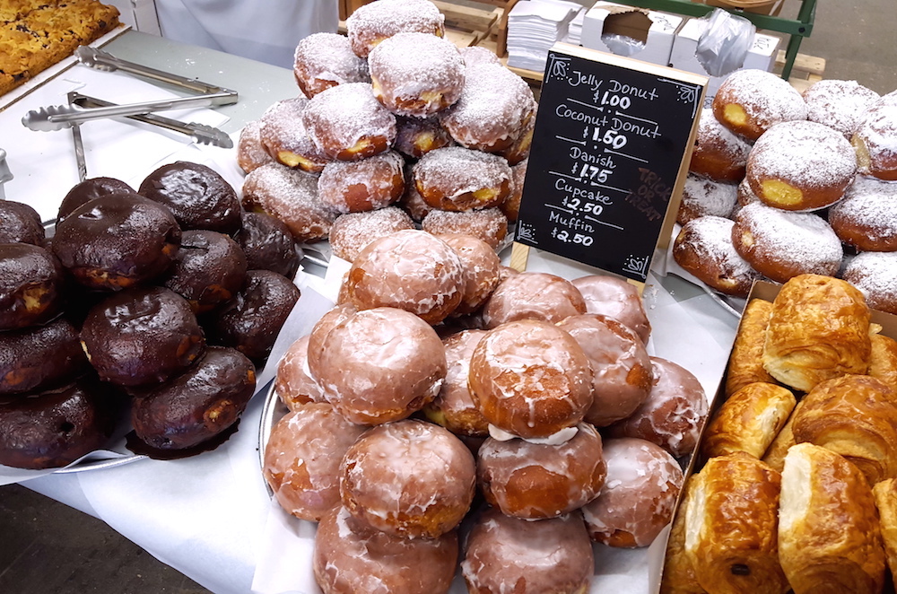 Whether in Krakow or in Queens a donut is a pączki.